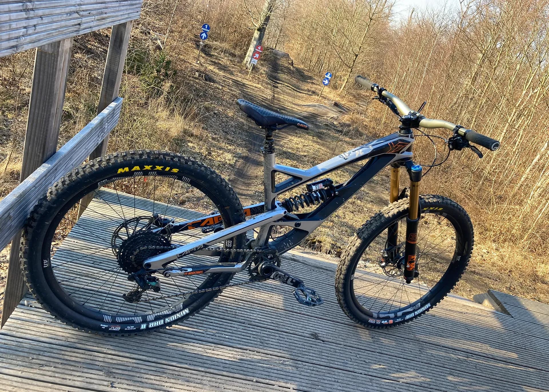 YT Capra CF Pro Race im Bikepark Thale, Harz